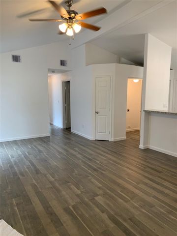11950 Greenloch Lane, Houston, TX 77044
