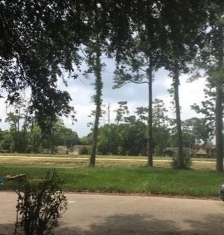 11950 Greenloch Lane, Houston, TX 77044