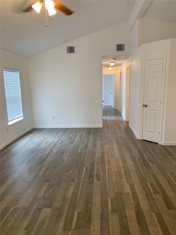 11950 Greenloch Lane, Houston, TX 77044