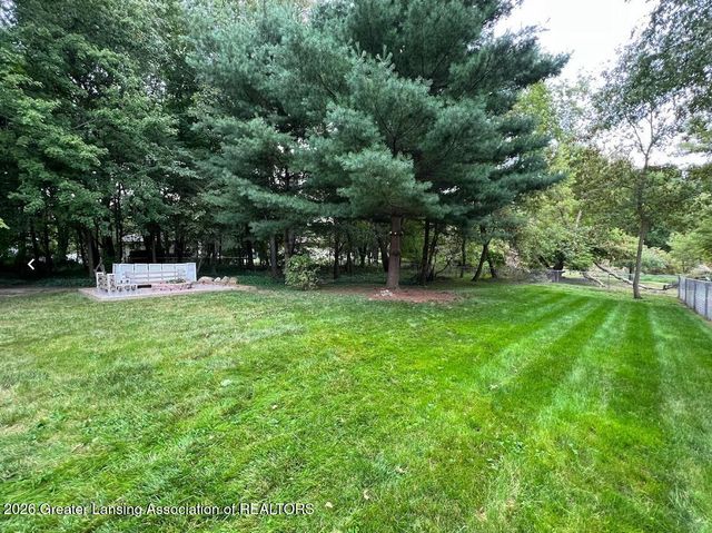 704 Larchmont Street, Dewitt, MI 48820
