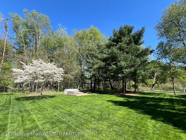 704 Larchmont Street, Dewitt, MI 48820