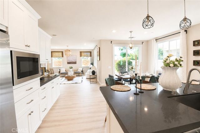 42 Gable Ct, Pomona, CA 91766