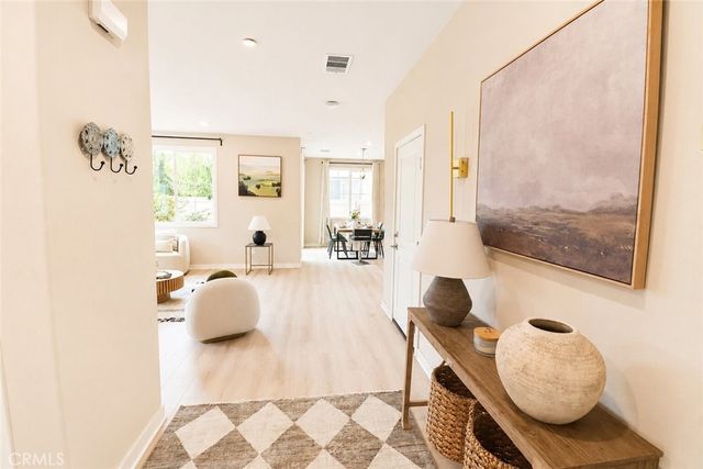 42 Gable Ct, Pomona, CA 91766