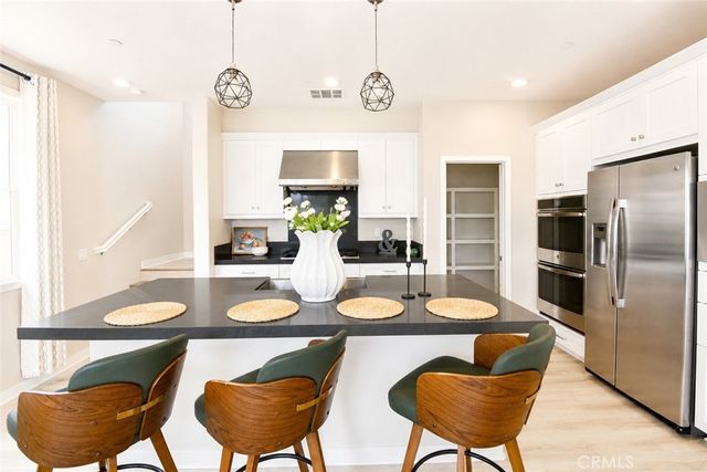 42 Gable Ct, Pomona, CA 91766