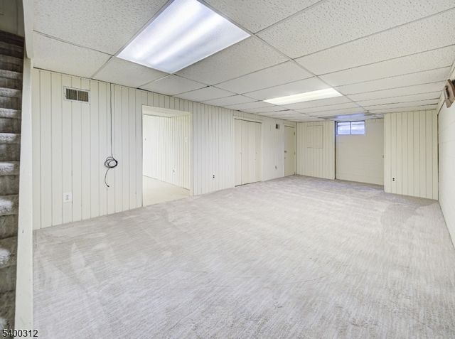 37 Samuel Drive, Raritan Twp., NJ 08822