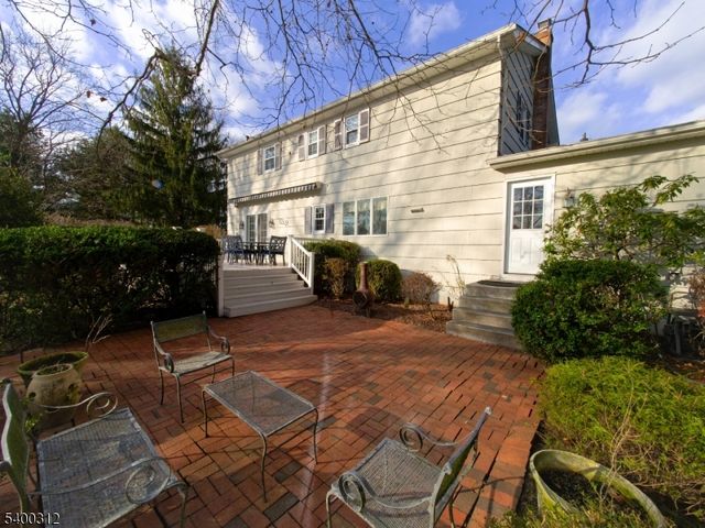 37 Samuel Drive, Raritan Twp., NJ 08822