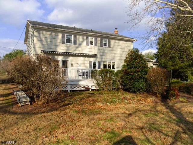 37 Samuel Drive, Raritan Twp., NJ 08822