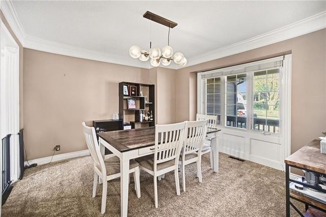 1009 NW Burr Oak Lane, Grain Valley, MO 64029
