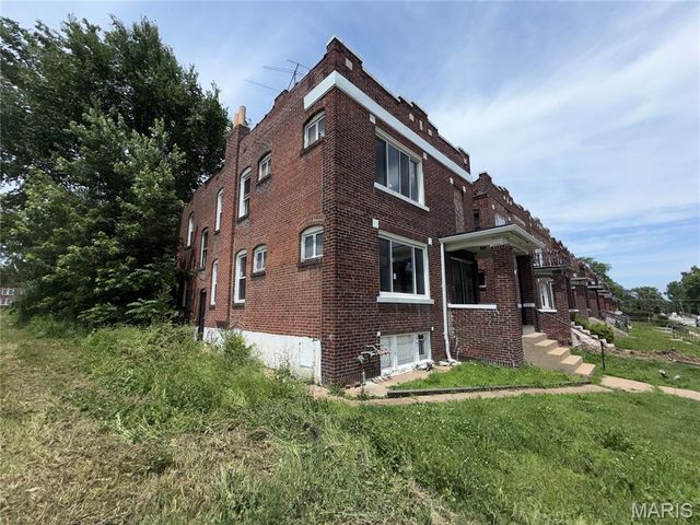 2603 Burd Avenue, St Louis, MO 63112