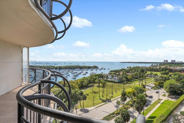 2843 S Bayshore Dr 11C, Miami, FL 33133