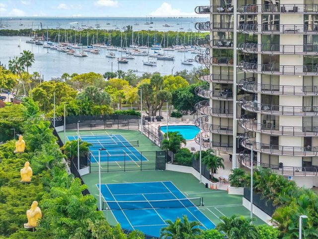 2843 S Bayshore Dr 11C, Miami, FL 33133