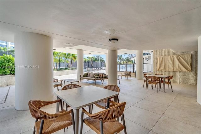 2843 S Bayshore Dr 11C, Miami, FL 33133