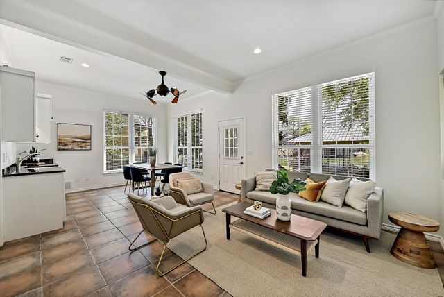 2210 Fredwoods DR, Kingsland, TX 78639