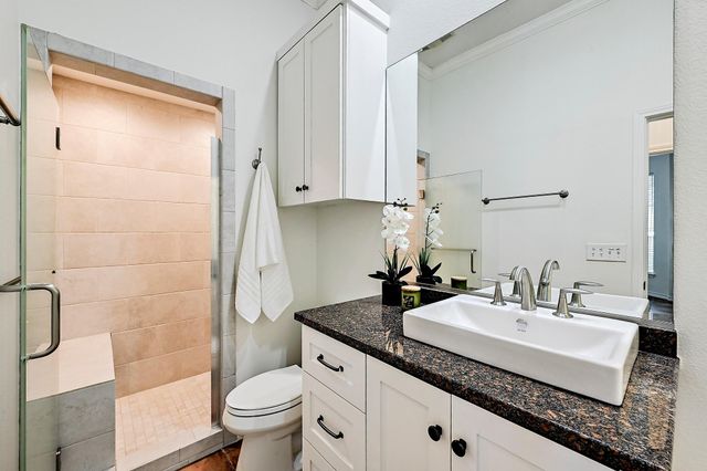 2210 Fredwoods DR, Kingsland, TX 78639