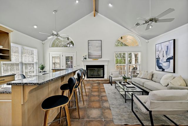 2210 Fredwoods DR, Kingsland, TX 78639