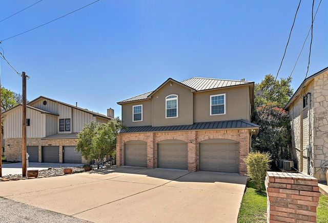 2210 Fredwoods DR, Kingsland, TX 78639