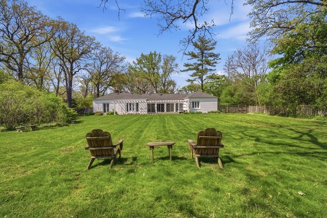 700 S Waukegan Road, Lake Forest, IL 60045