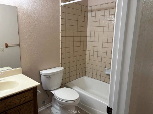 1828 Louise Avenue, Lancaster, CA 93534