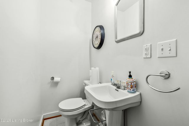 1805 Shady Ln UNIT 5, Louisville, KY 40205