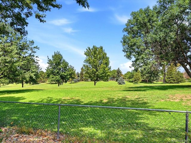 14737 E Wagon Trail Dr, Aurora, CO 80015