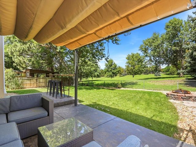 14737 E Wagon Trail Dr, Aurora, CO 80015