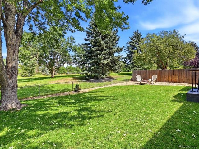 14737 E Wagon Trail Dr, Aurora, CO 80015