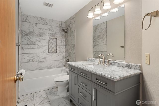12706 52nd Place W, Mukilteo, WA 98275