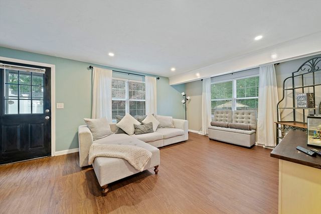 57 Quincy Way 57, Attleboro, MA 02703