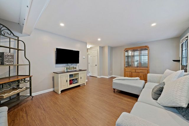 57 Quincy Way 57, Attleboro, MA 02703