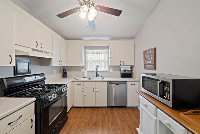57 Quincy Way 57, Attleboro, MA 02703