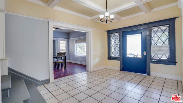 1477 W 29th Street, Los Angeles, CA 90007