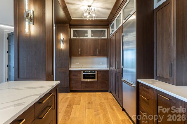 154 Bear View Road, Weaverville, NC 28787