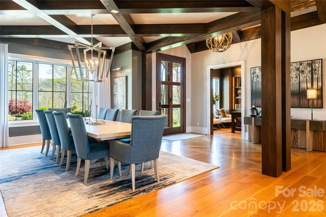 154 Bear View Road, Weaverville, NC 28787