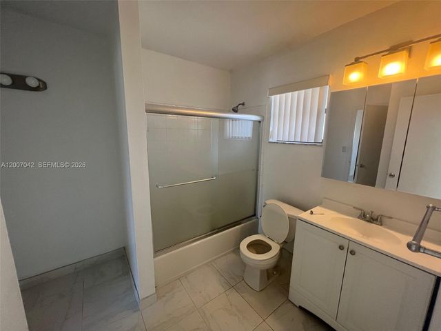 11141 SW 70th Ter, Miami, FL 33173