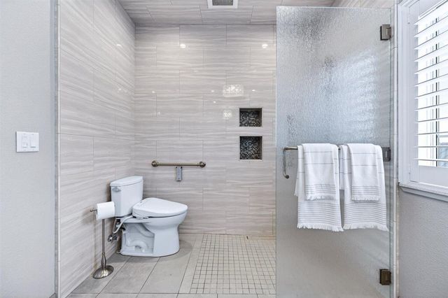 14478 Skyview Road, Madera, CA 93636