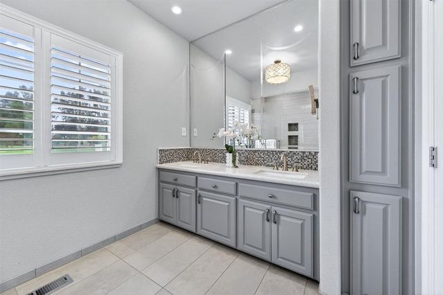 14478 Skyview Road, Madera, CA 93636