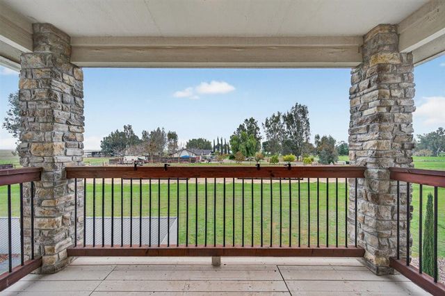 14478 Skyview Road, Madera, CA 93636