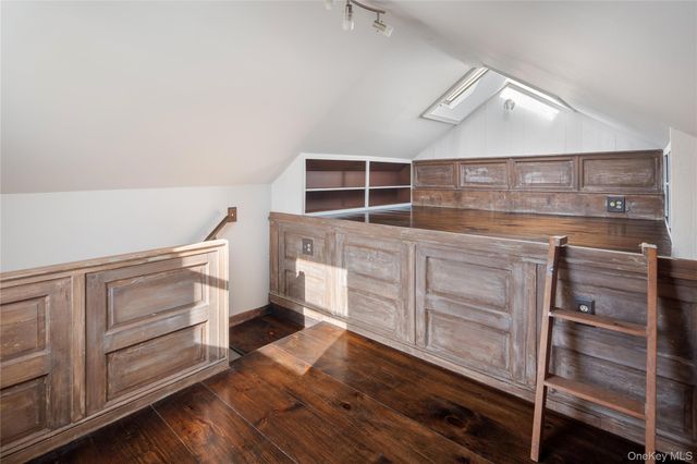 689 S Mountain Road, New City, NY 10956