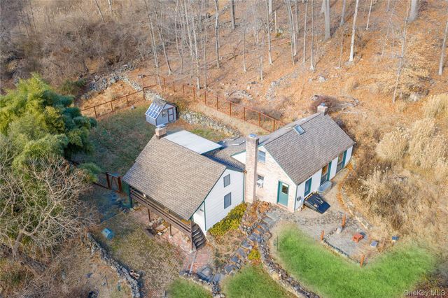 689 S Mountain Road, New City, NY 10956