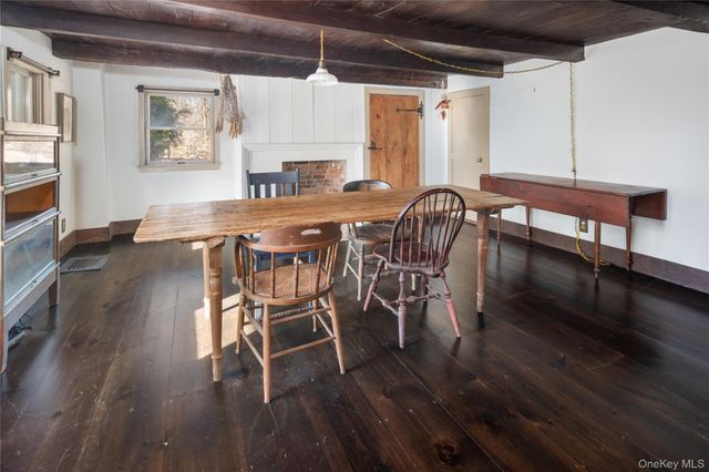 689 S Mountain Road, New City, NY 10956