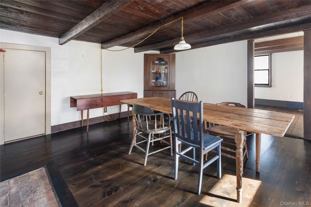 689 S Mountain Road, New City, NY 10956