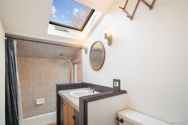 689 S Mountain Road, New City, NY 10956