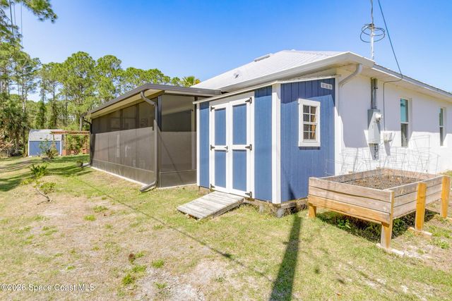 290 Dobbins Road NW, Palm Bay, FL 32907