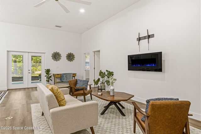 290 Dobbins Road NW, Palm Bay, FL 32907