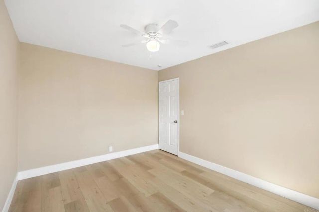 870 Darrell St, Costa Mesa, CA 92627