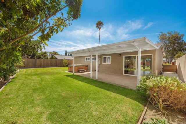 870 Darrell St, Costa Mesa, CA 92627