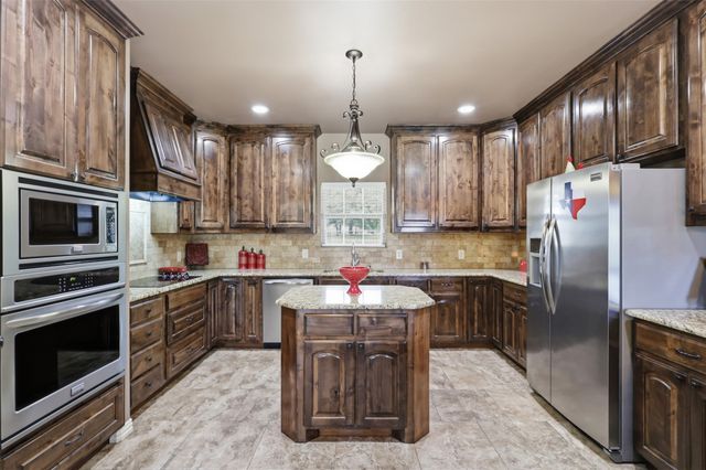 2951 Harwell Lake Road, Weatherford, TX 76088
