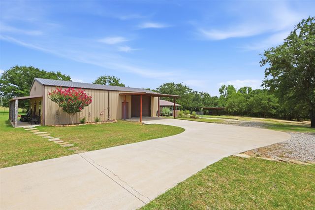 2951 Harwell Lake Road, Weatherford, TX 76088
