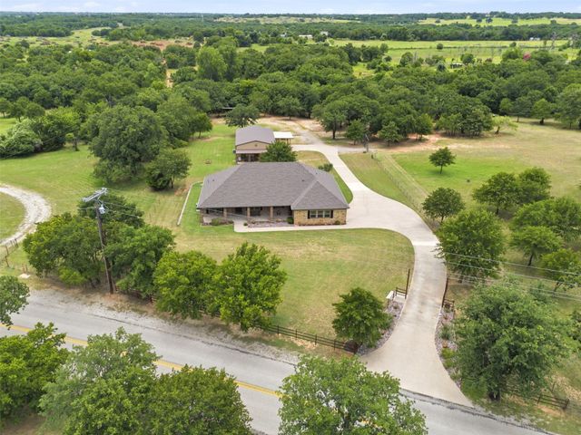 2951 Harwell Lake Road, Weatherford, TX 76088