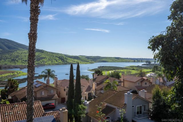 10137 Greenleaf Rd, Spring Valley, CA 91977